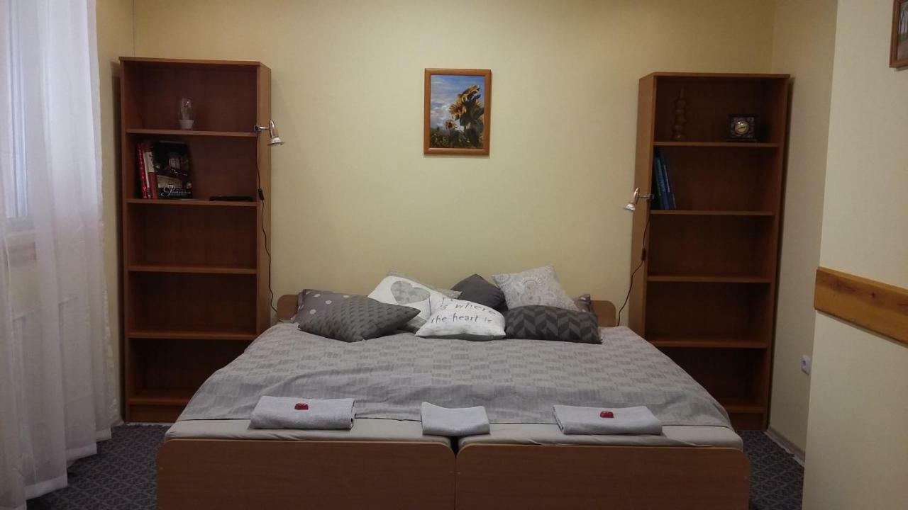 Pal Utcai Apartman Miskolc Buitenkant foto